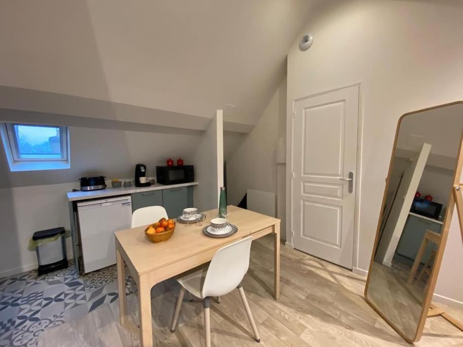Apartamento Cocon Au Calme En Hyper Centre Château-Renault Exterior foto
